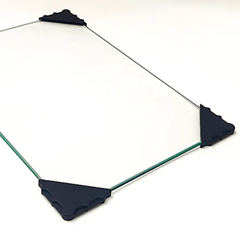 Protezioni angolari in plastica per la spedizione