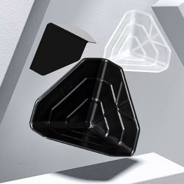 Protezione angolare in plastica su tre lati per cartoni